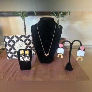 Plunder Posse Necklace & Earrings Set